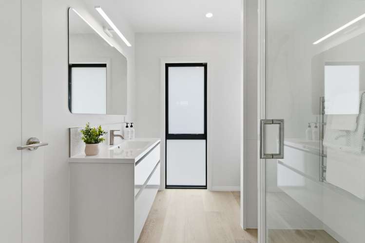 3A Sharyn Place Brookfield_10