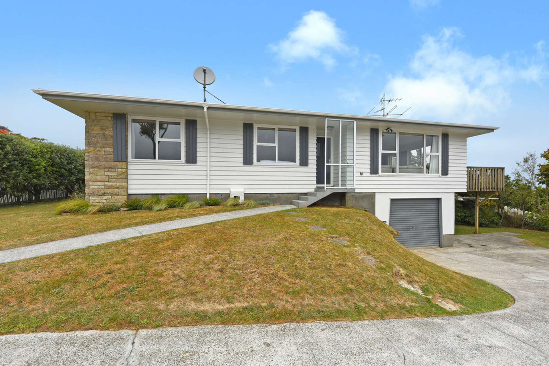 19 Waipounamu Drive Kelson_0