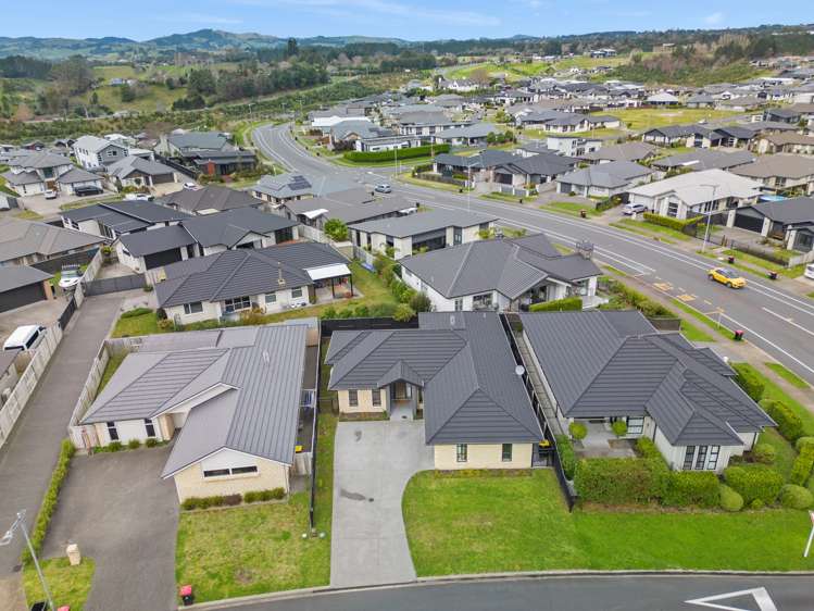 59 Kahuparere Crescent Pyes Pa_21