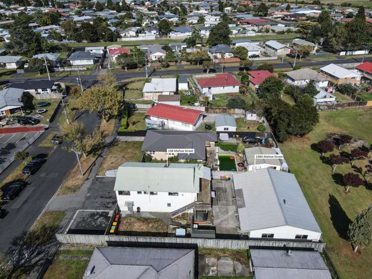 198 & 198A Mahoe Street Melville_46
