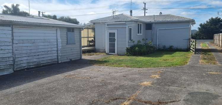 233 Parkhurst Road_0