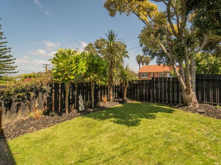 1/45 Rawhiti Road One Tree Hill_14