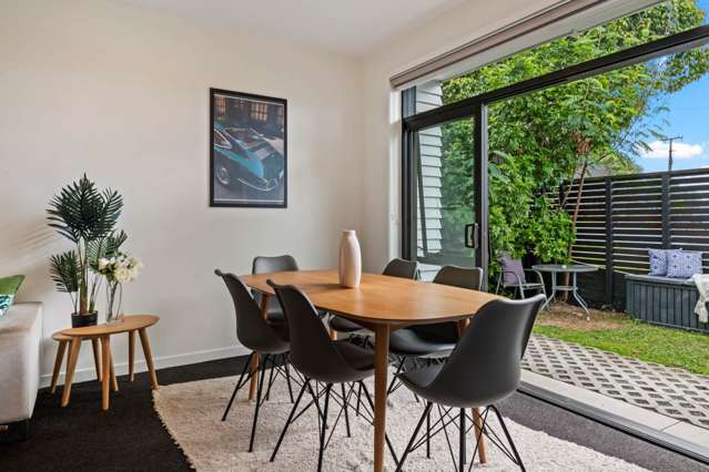 12/50 Ocean View Road Northcote_4