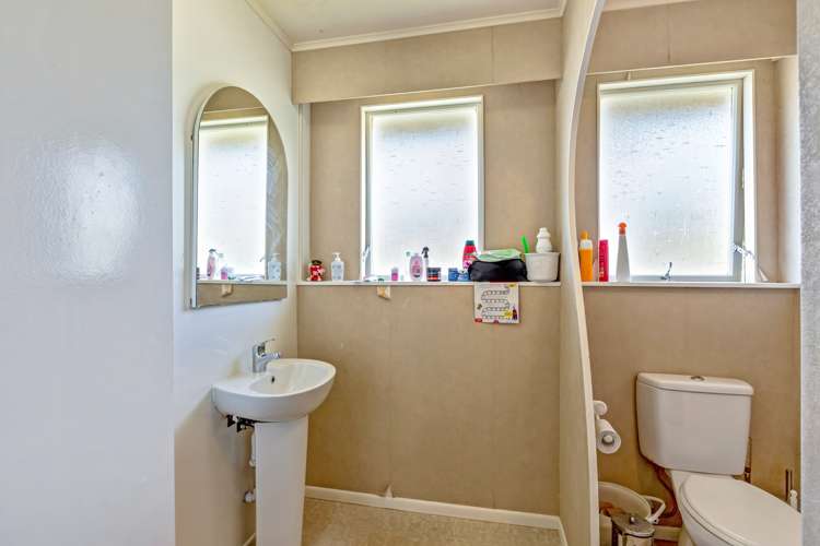 78 Waihemo Street Waitangirua_5