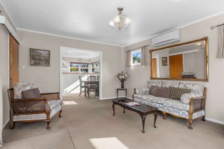 17 Waiatawa Road_2