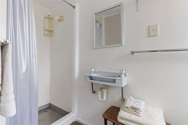 5 Courtney Close Pauanui_17