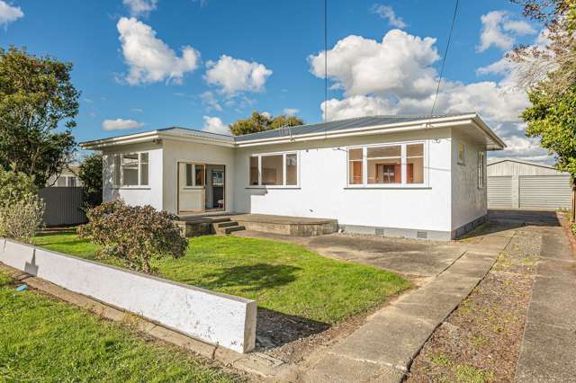 Family flexibility with generous garaging!