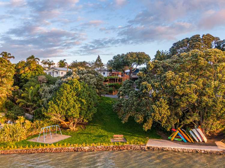 2/77 Aramoana Avenue Devonport_19