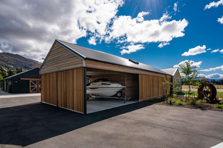 11 Little Orchard Way Wanaka_40