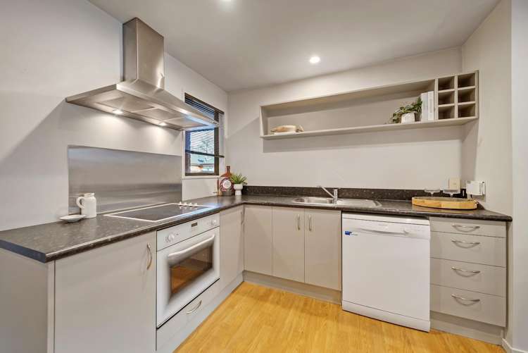 16c Defoe Place Waltham_8