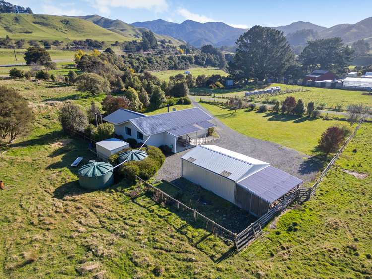 1827 State Highway 2 Tauwharenikau_29