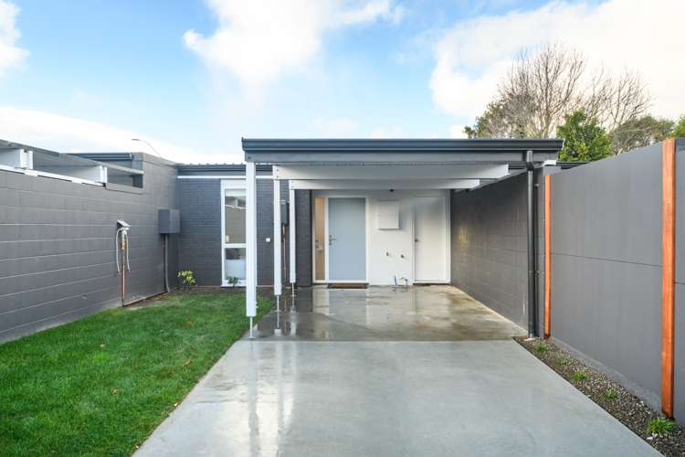 1c Hereford Street West End_23