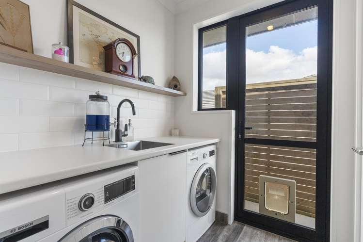 15 Keshvara Road Beachlands_27