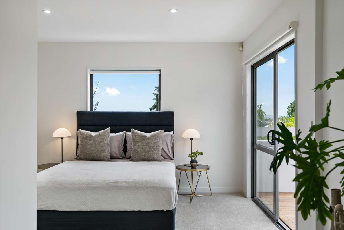 1/6 Dickens Street_3