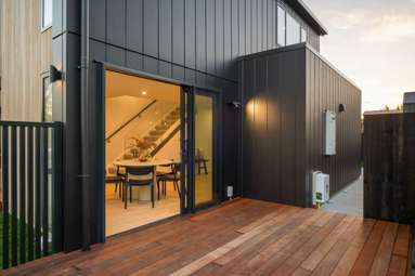 2/3 Tauhara Drive_1