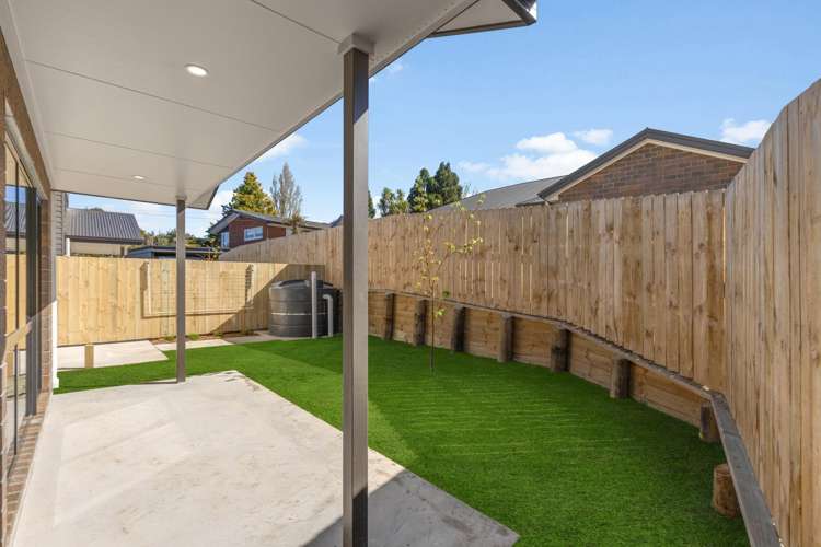1 and 2/23 Wymer Terrace Chartwell_11