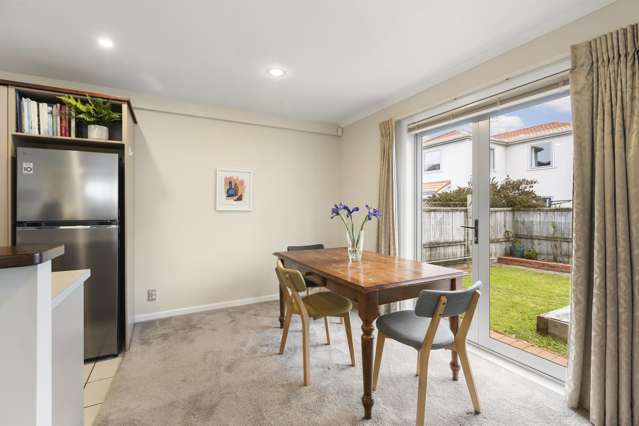 22/36 Dee Street Island Bay_2