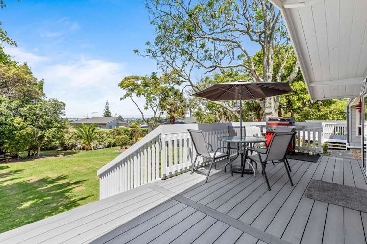 210 Royal Road Massey_17