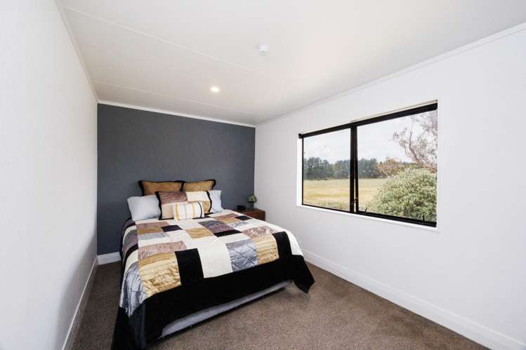 38 Russell Street Foxton_21