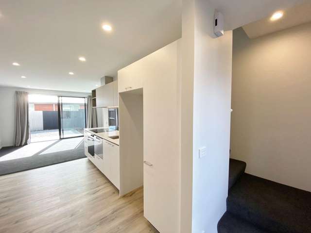 11/45 Dickens St Addington_3