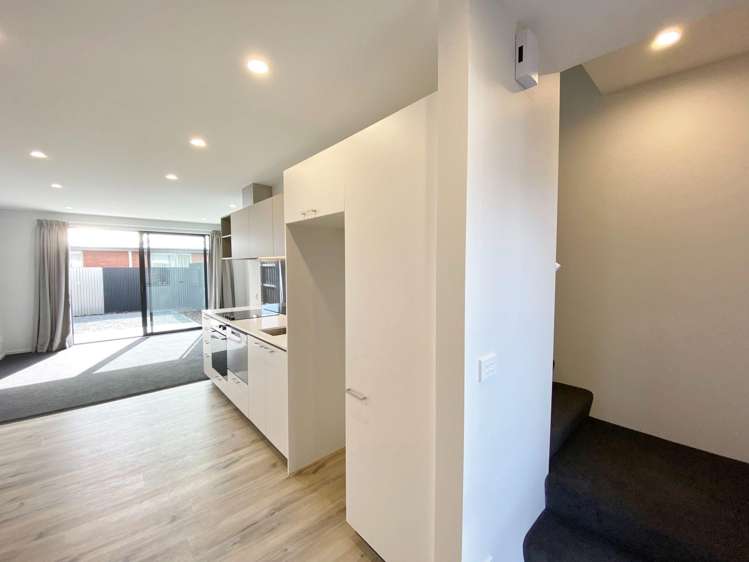 11/45 Dickens St Addington_3