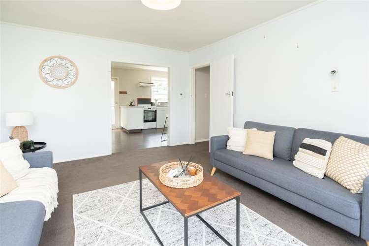 6 Tomin Road Glenview_10