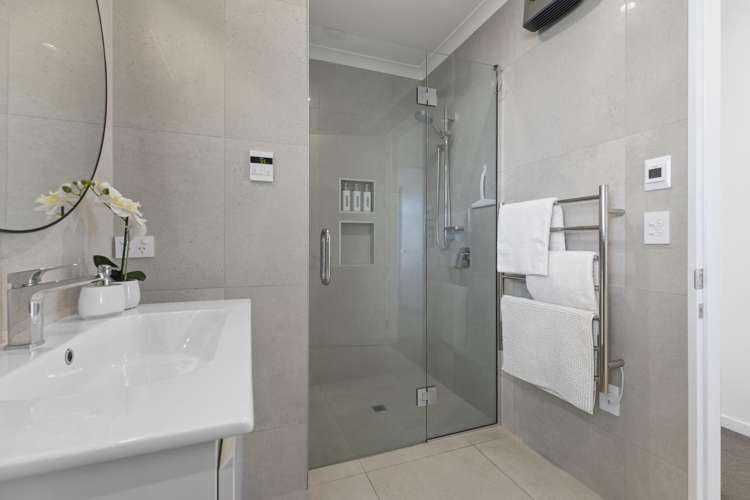 52 Manakura Street Russley_17