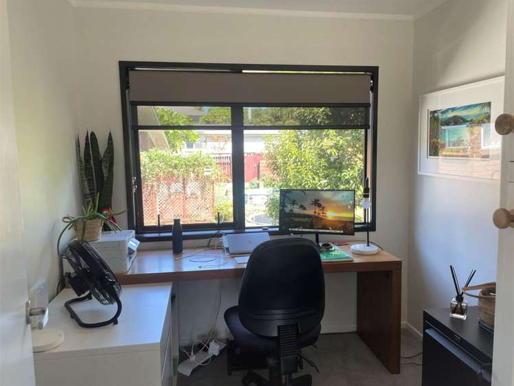 17 South Lynn Road Titirangi_20