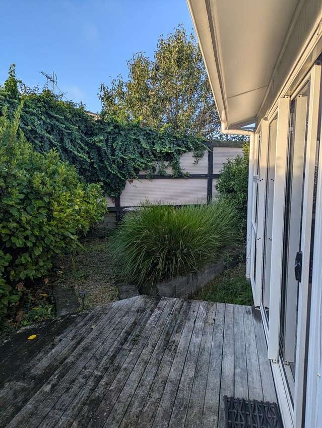 32A Penton Road Stanmore Bay_1