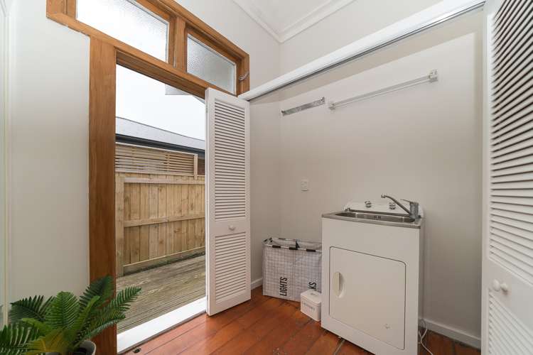 102 Warwick Street Feilding_17