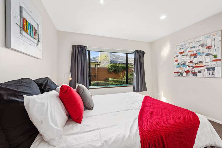 82 Redvers Drive Belmont_18