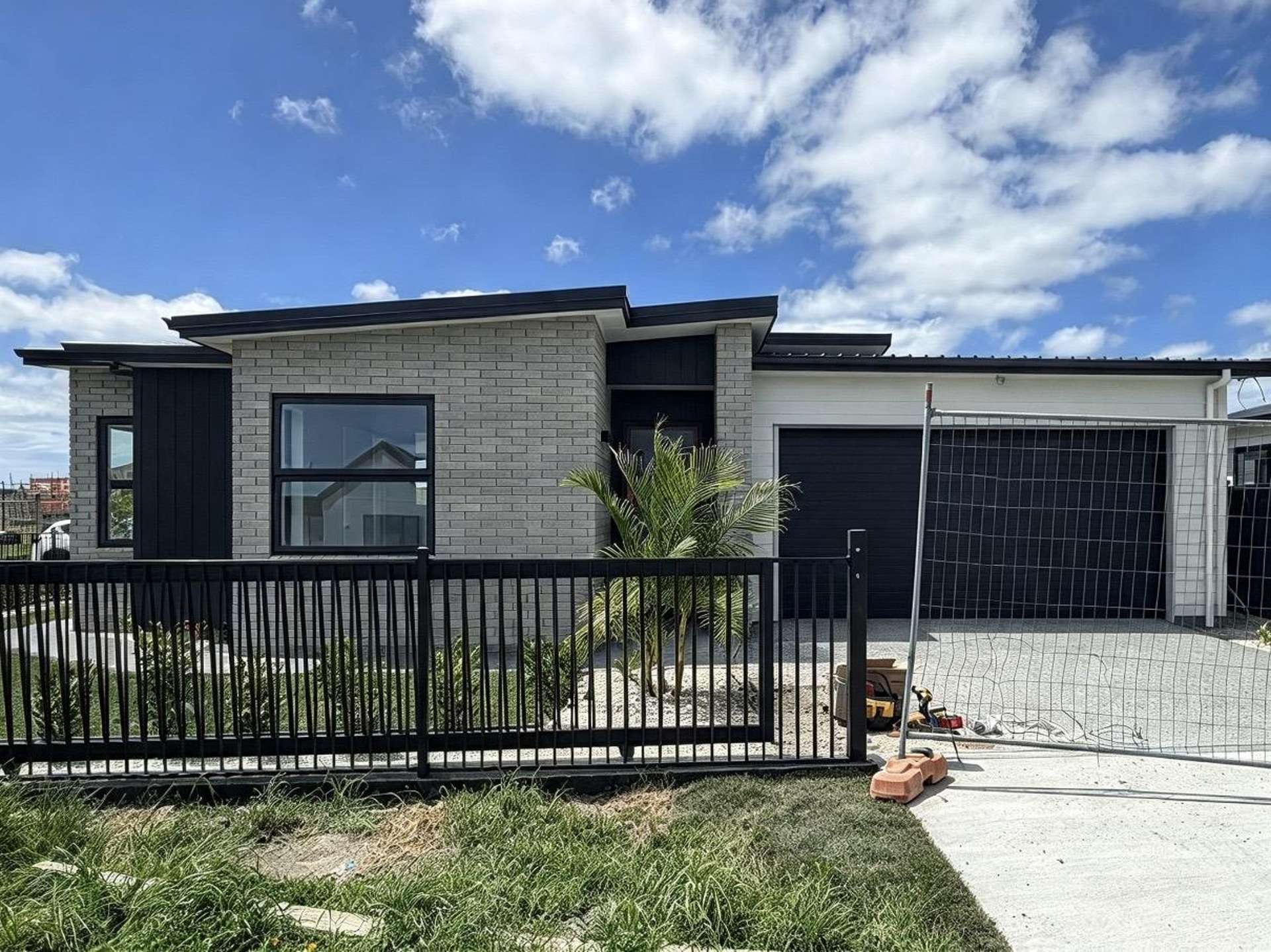 6 Rillside Crescent Milldale_0