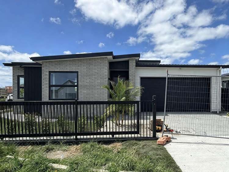 6 Rillside Crescent_0