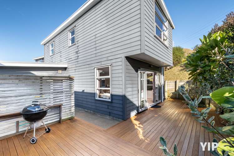 8 Erlestoke Crescent Churton Park_14