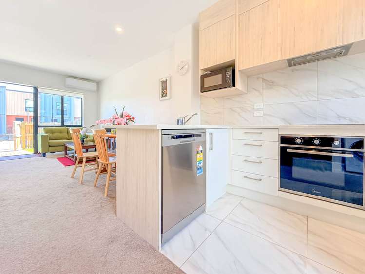 20 Aumarire Lane Favona_2