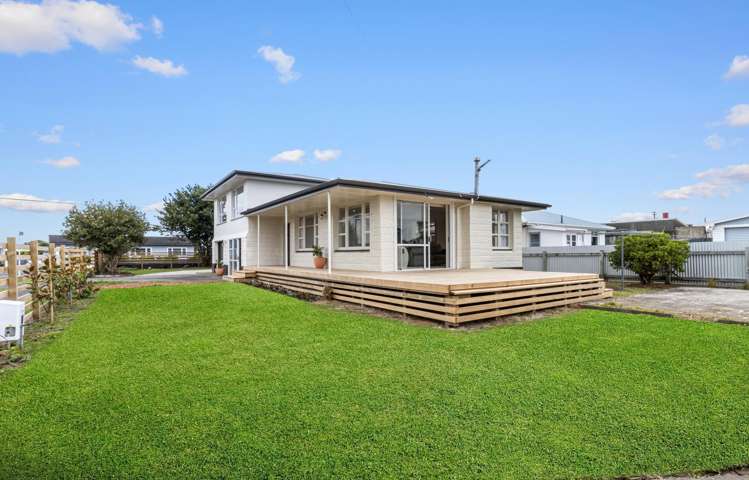 1 Galt Street Hawera_31