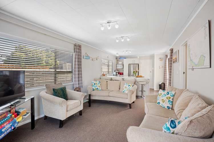 210a Ocean Road Whangamata_5