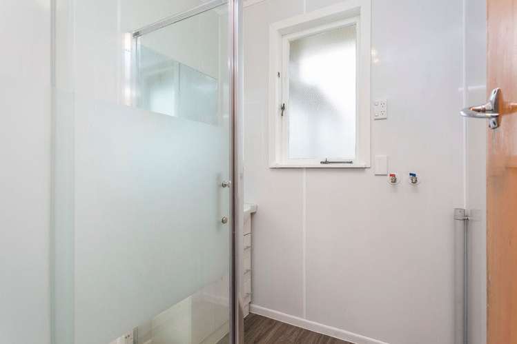 3 Defoe Avenue Hillcrest_7