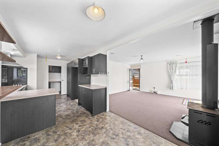 5 Myrlene Place Nawton_5