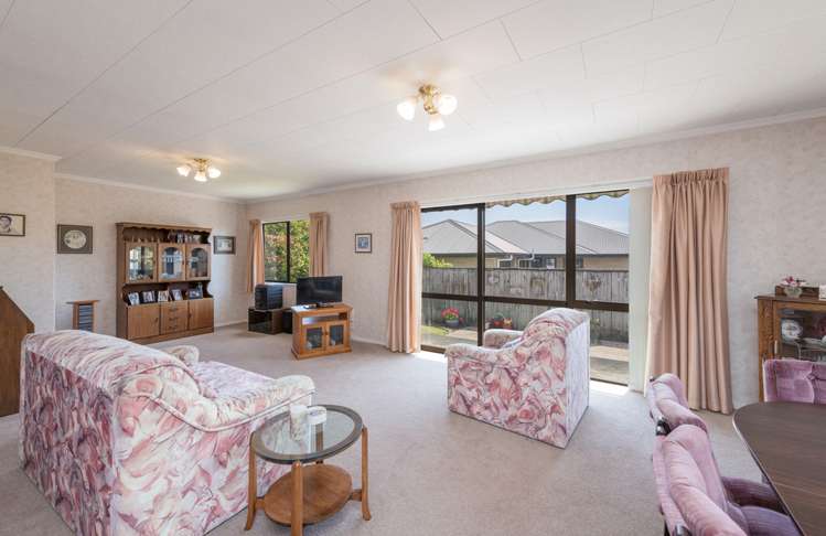 2/14 Black Street Stoke_5