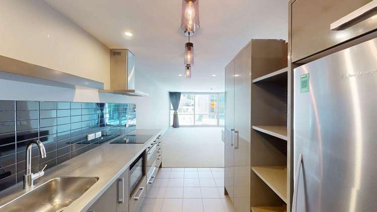 1B/42 Cable Street 2185_4