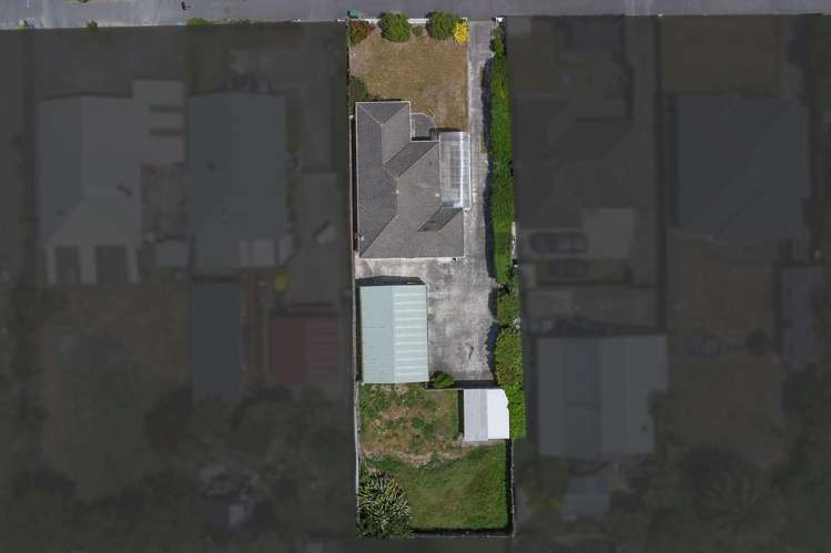 245 Breezes Road Aranui_11