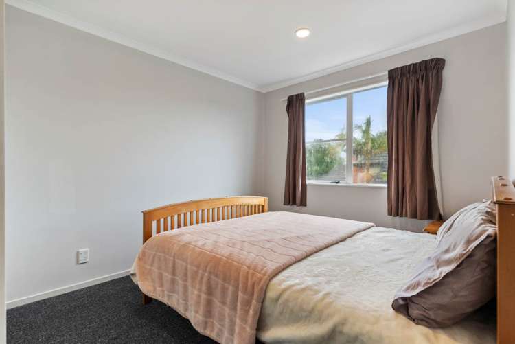 206 Carnoustie Drive Wattle Downs_14