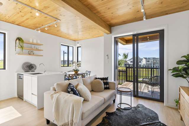 5/40 Waiparaheka Drive Milldale_4