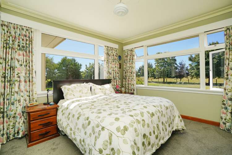 985 Oporo Flat Road Winton Surrounds_15