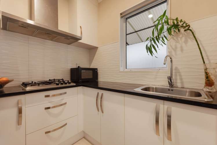 18 Tinaku Road Flat Bush_12