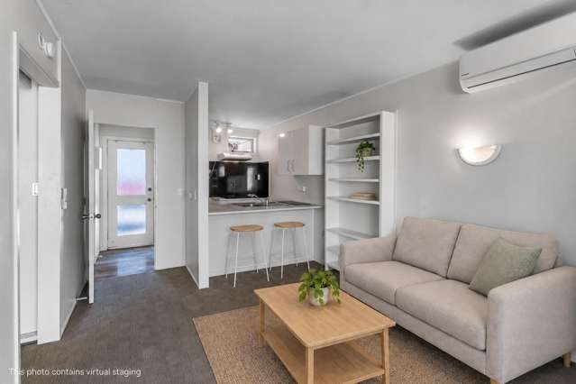 1/9A Esplanade Road (One Weeks Free Rent!) 1728_2