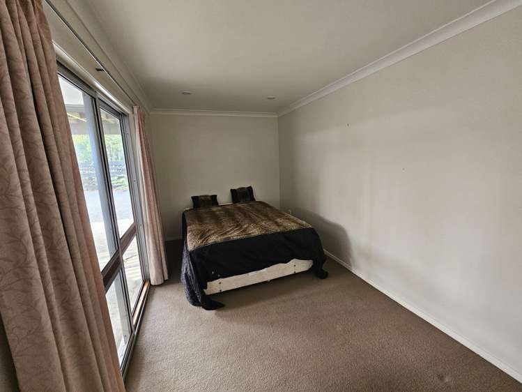 9 Moana Street Kaka Point_12