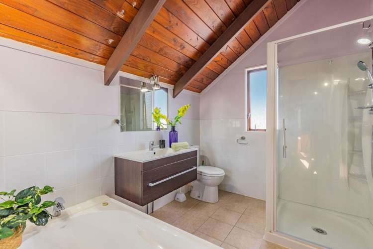 2/8 Woodhams Street Beach Haven_6