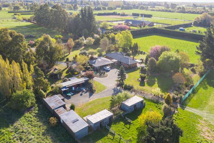 218 Racecourse Road Allenton_15